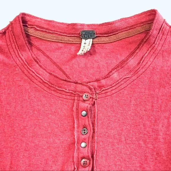 SOLD Free People We The Free Curl Up Ombré Henley Top S - Picture 4 of 10